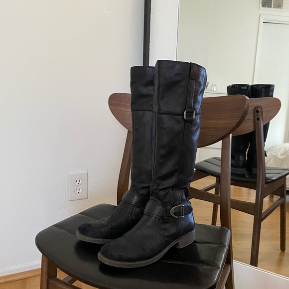 Bare Traps boots with buckle size 8 - Picture 4 of 7